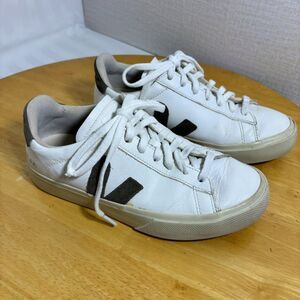 VEJA Low Top White Leather Sneakers | Womens US6/EUR37